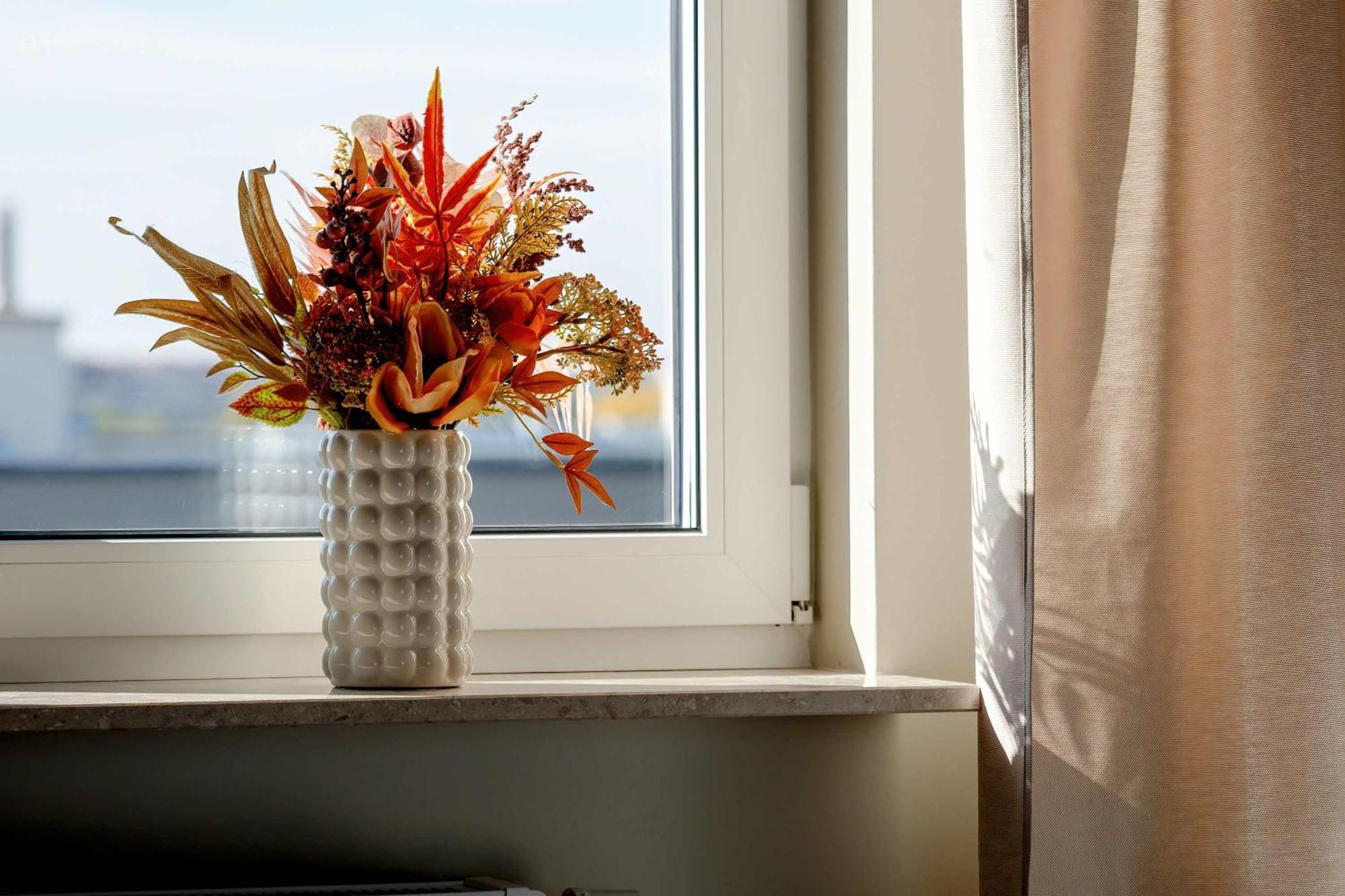 Air Conditioned In With Parking And Bathtub By Renters Warszawa